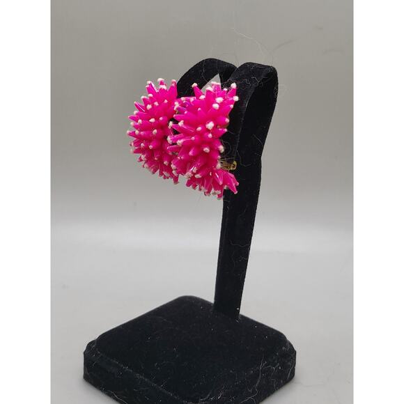 Vintage Austria Hot Pink Plastic Spike Bead Clip On Earrings 1950s - Picture 2 of 9